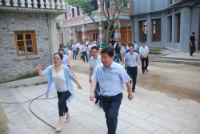 湖州市二區(qū)三縣領(lǐng)導(dǎo)一行考察湖州影視城民國(guó)城