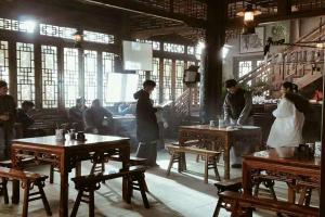《樓外樓》